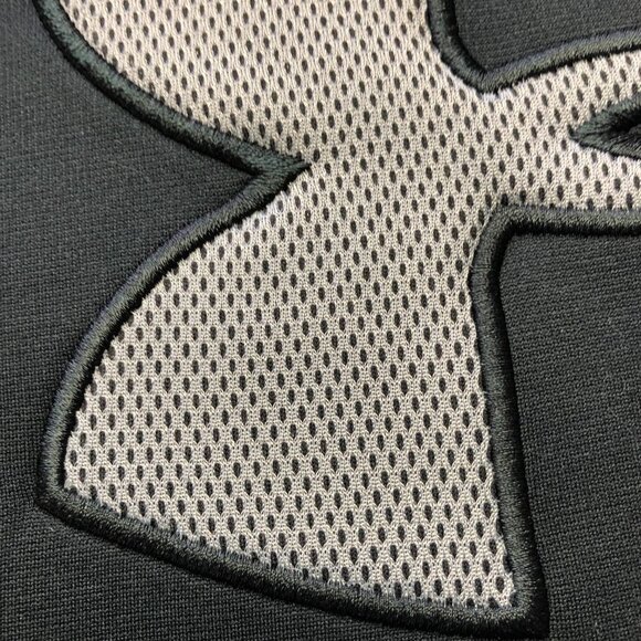 Under Armour Black & Grey Cold Gear Kangaroo Hoodie Size Men's Medium - Picture 8 of 13